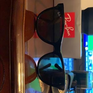 Ray Ban 4184 in EUC and polarized
